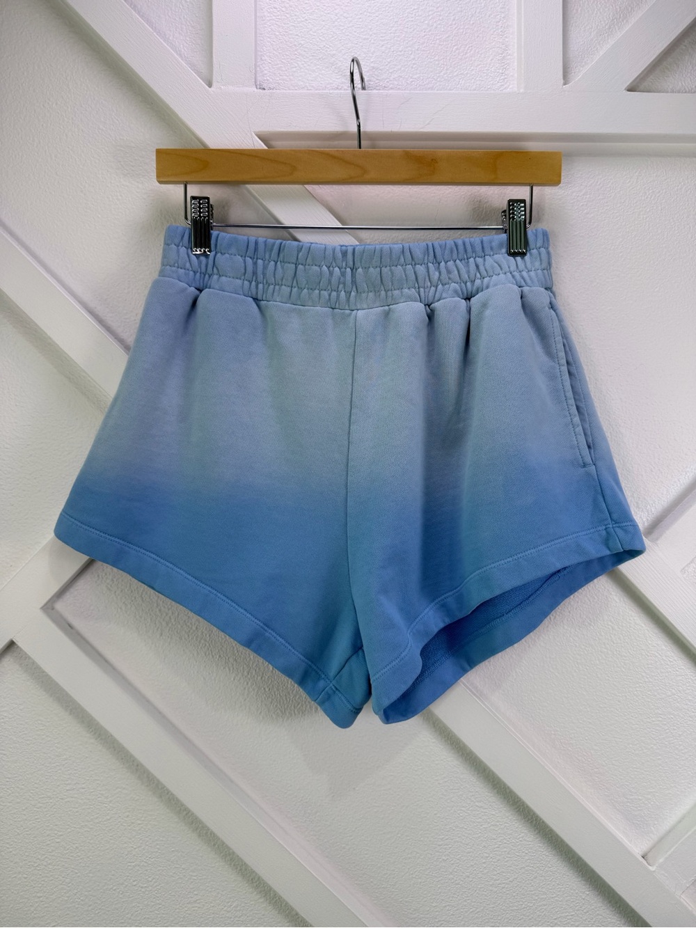 NWT Daily Drills Super Shorts Sweat Shorts Sun Faded Blue Ombré Size XS/S